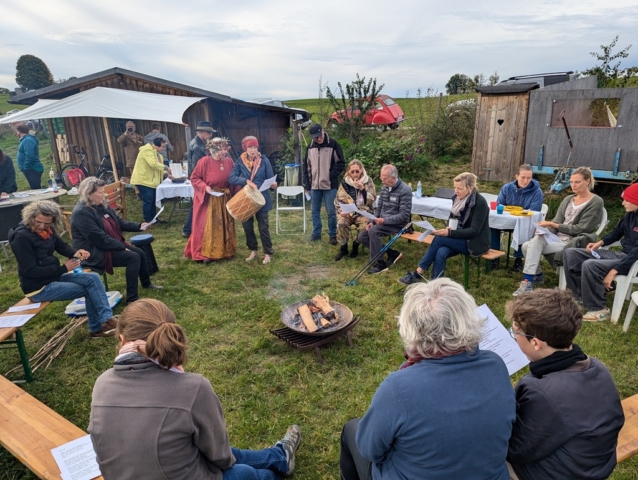 Zur Danksagung gehört auch gemeinsames Singen. Copyright Eva Weigell